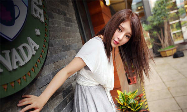 澄江想找一个女性生孩子给报酬-｛找个女人生孩子多少钱｝